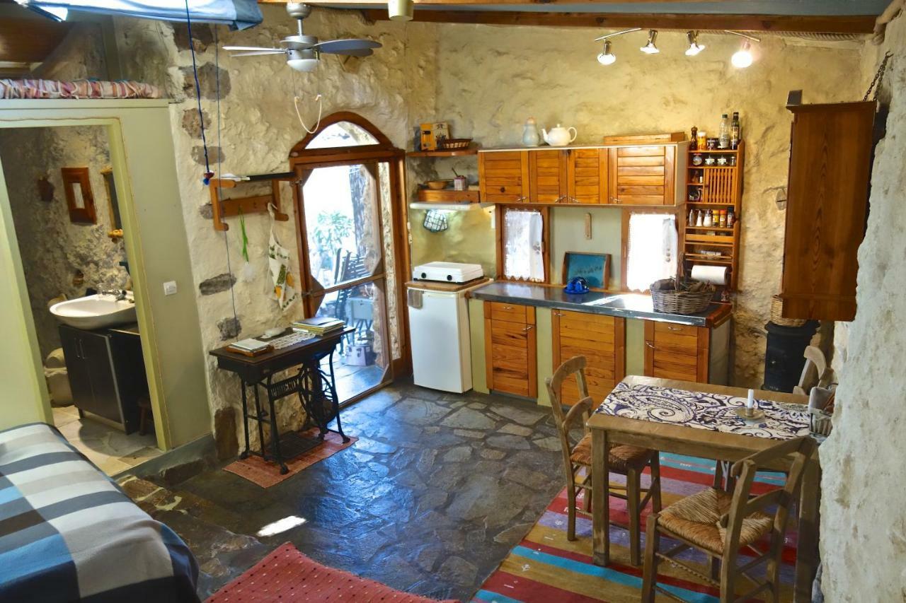 Wellanidia Cottage Skoutari Gythio Exterior photo